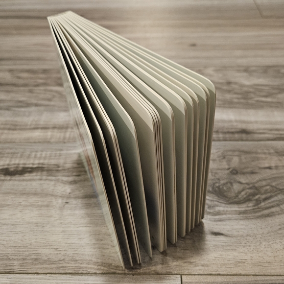 Lovevery This Is Not Your First Book The Investigator Play Kit Months 31, 32, 33 - Picture 2 of 5